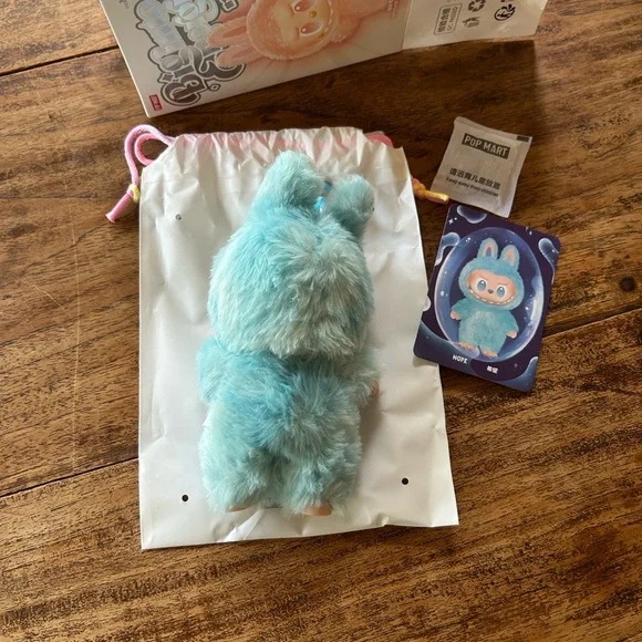 Blue Labubu - Big Into Energy (Hope)
100% Authentic - Picture 5 of 15